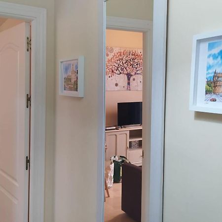Bonito Piso En Calle Antolinez Sevilla Eksteriør bilde