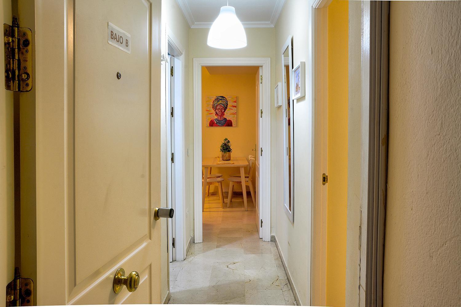 Bonito Piso En Calle Antolinez Sevilla Eksteriør bilde